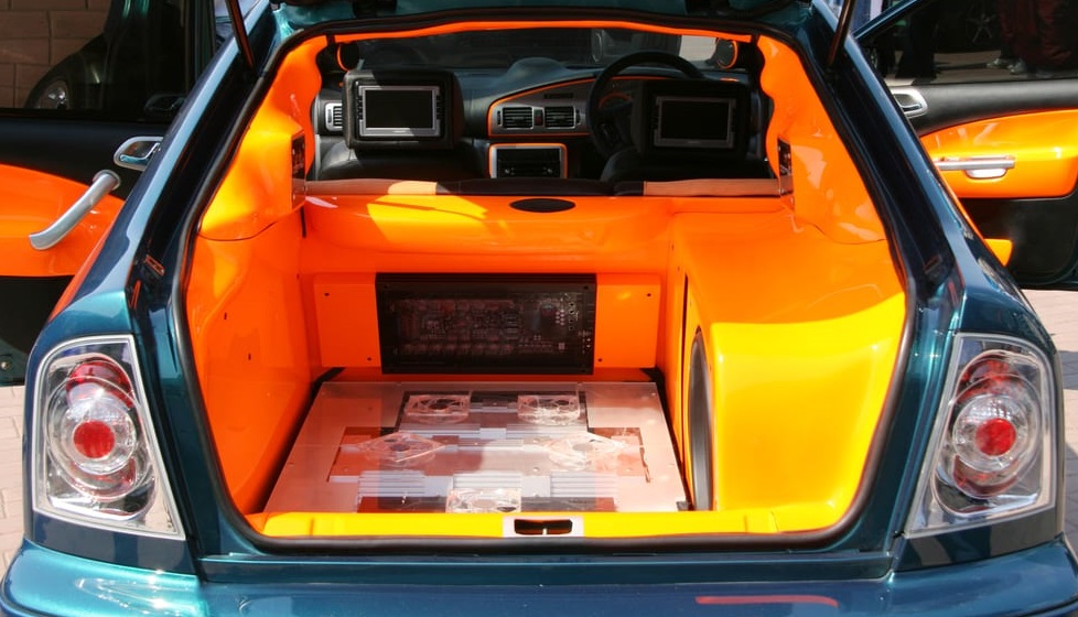 audio system in the trunk
